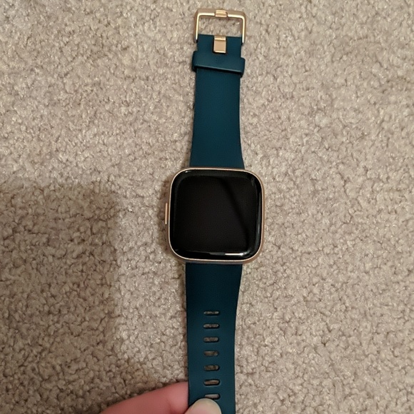 fitbit versa 2 green